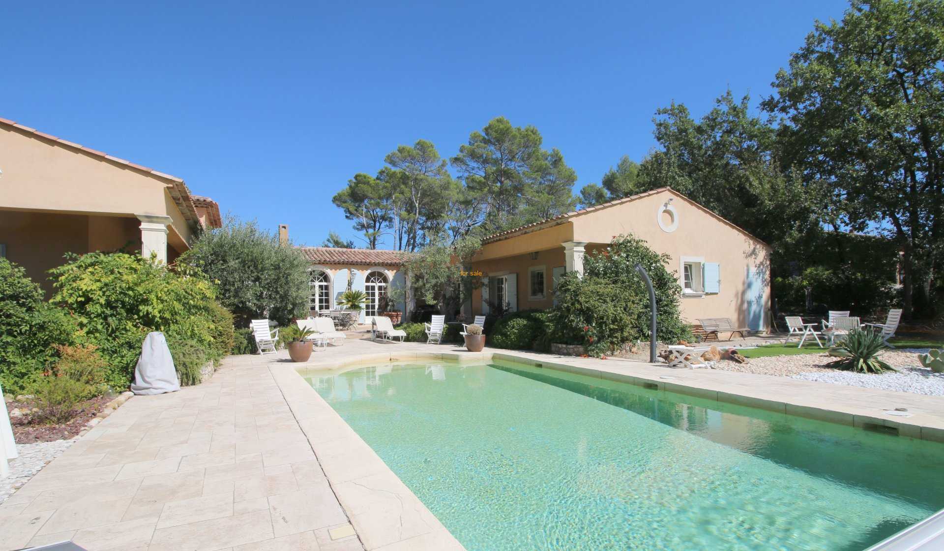 Rumah di Seillans, Provence-Alpes-Côte d'Azur 10120902