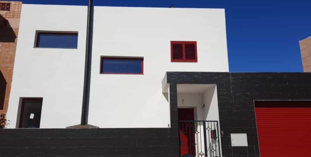 σπίτι σε La Línea de la Concepción, Andalucía 10121024