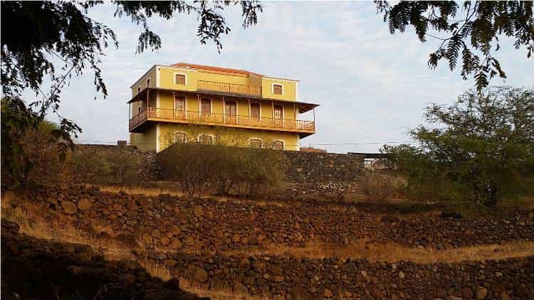 House in Patim, Sao Filipe 10121037