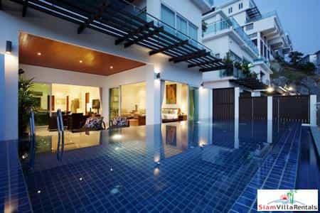 Condominium in Verbod Nakha, Phuket 10121226