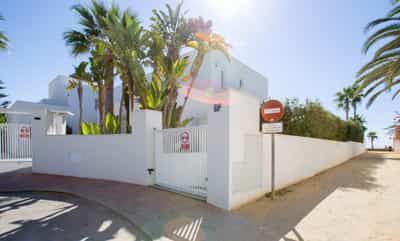 Huis in Marbella, Andalucía 10121884