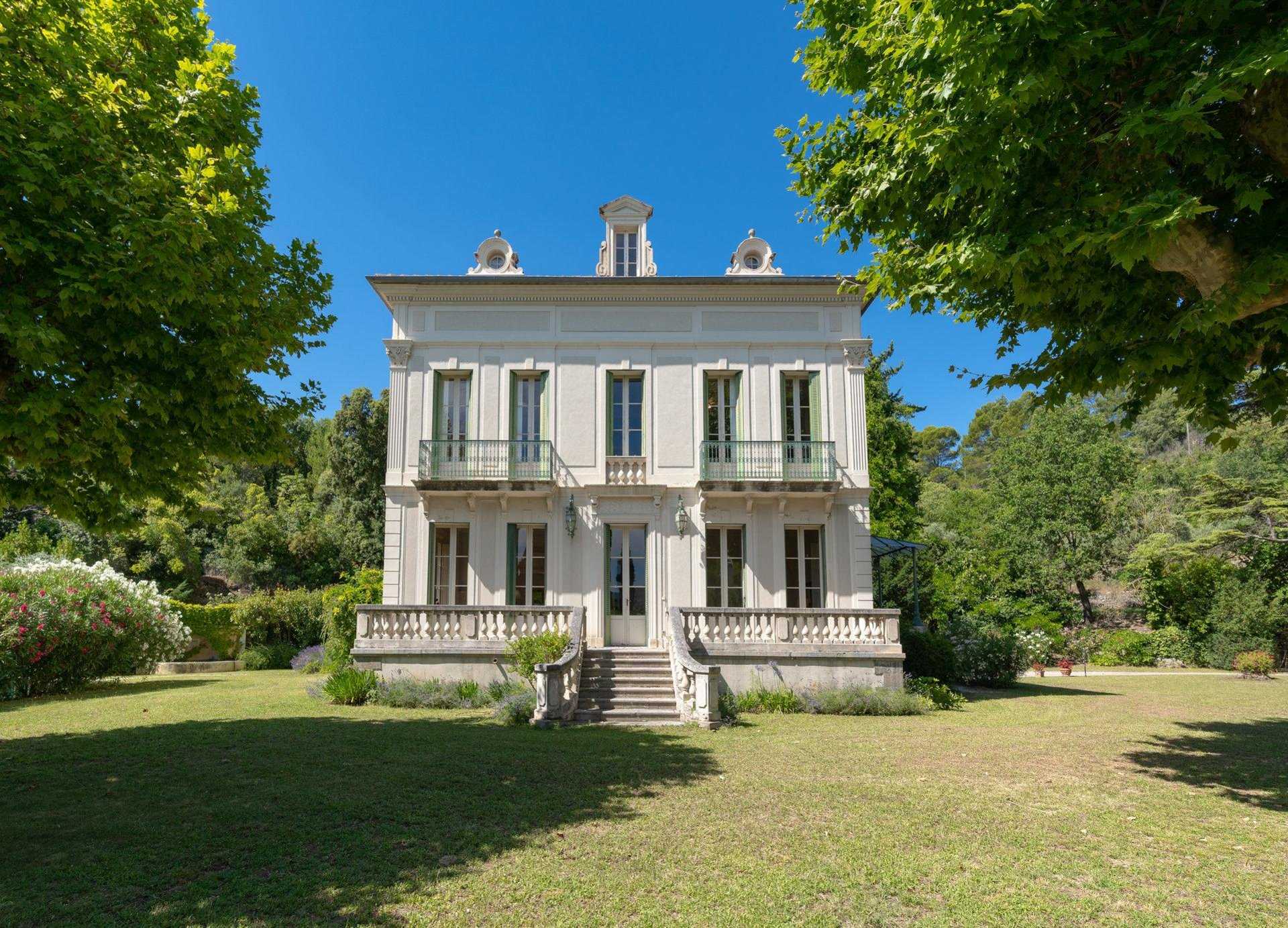 Hus i La Celle-sous-Gouzon, Nouvelle-Aquitaine 10122260