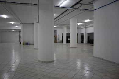Retail in Voula,  10122955