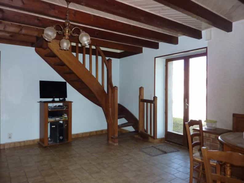 casa no São-Colombano, País do Loire 10123085
