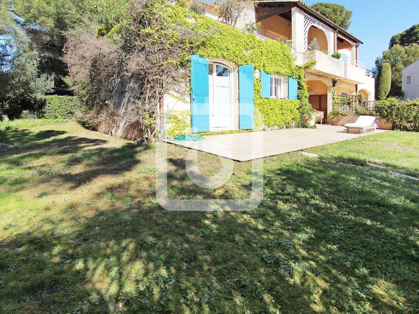 Kondominium dalam Antibes, Provence-Alpes-Côte d'Azur 10123349