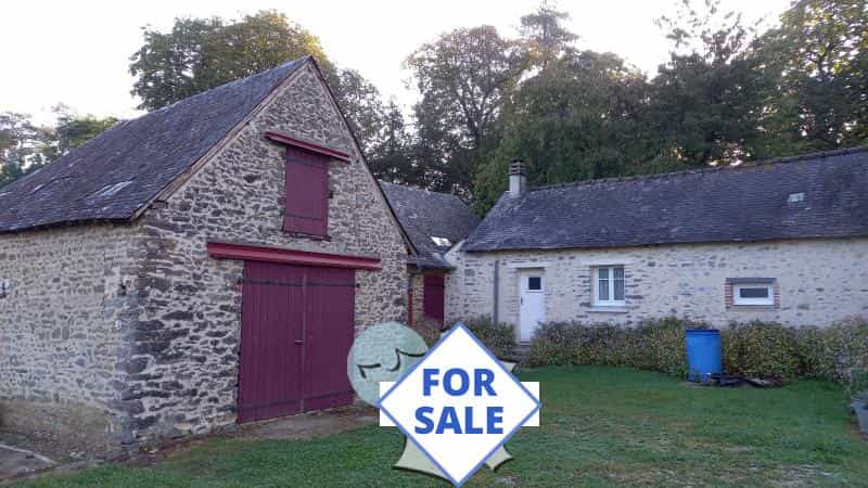 House in Mezangers, Pays de la Loire 10123744