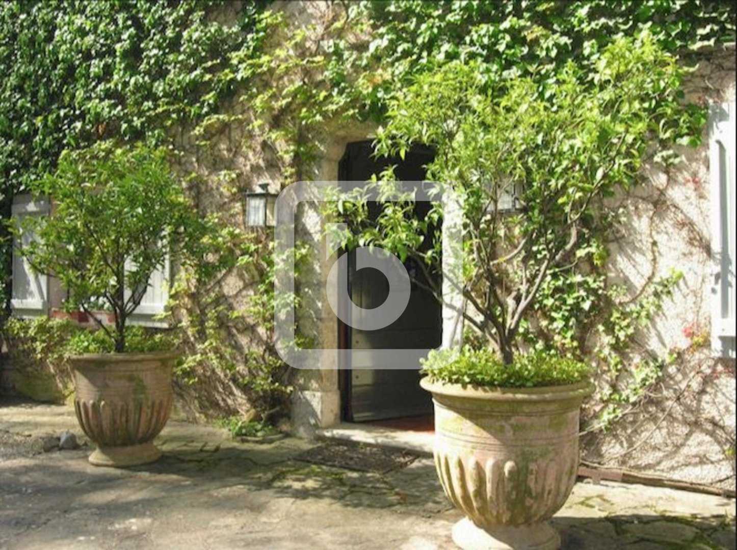 Casa nel Grasse, Provence-Alpes-Côte d'Azur 10123812
