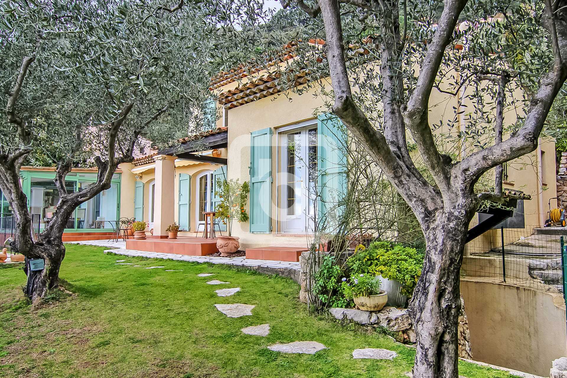 Huis in Le Tignet, Provence-Alpes-Côte d'Azur 10123869