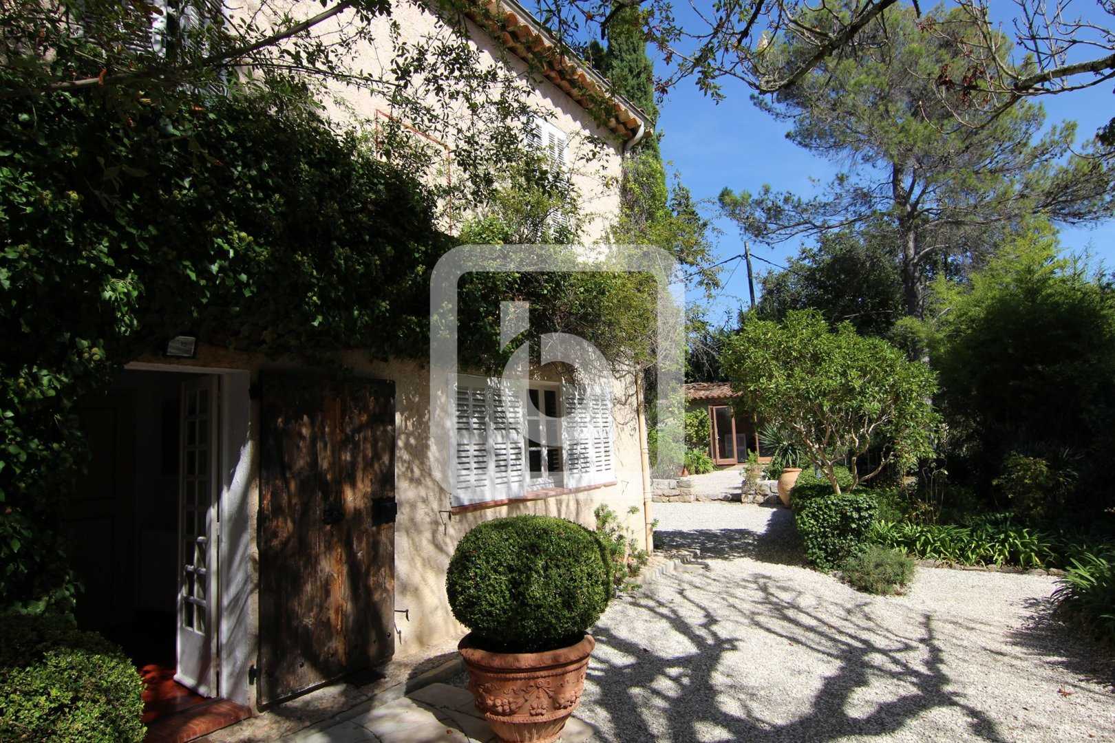 Haus im Grasse, Provence-Alpes-Côte d'Azur 10123875