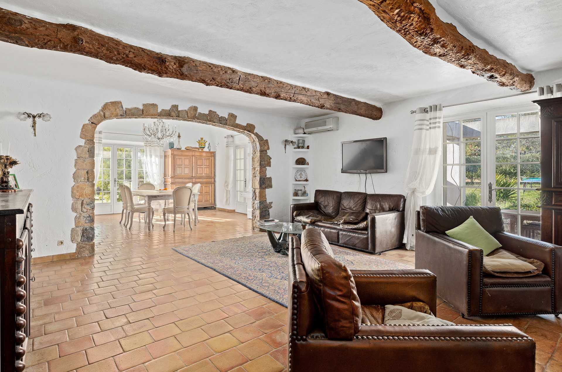 House in Mouans-Sartoux, Provence-Alpes-Cote d'Azur 10125252