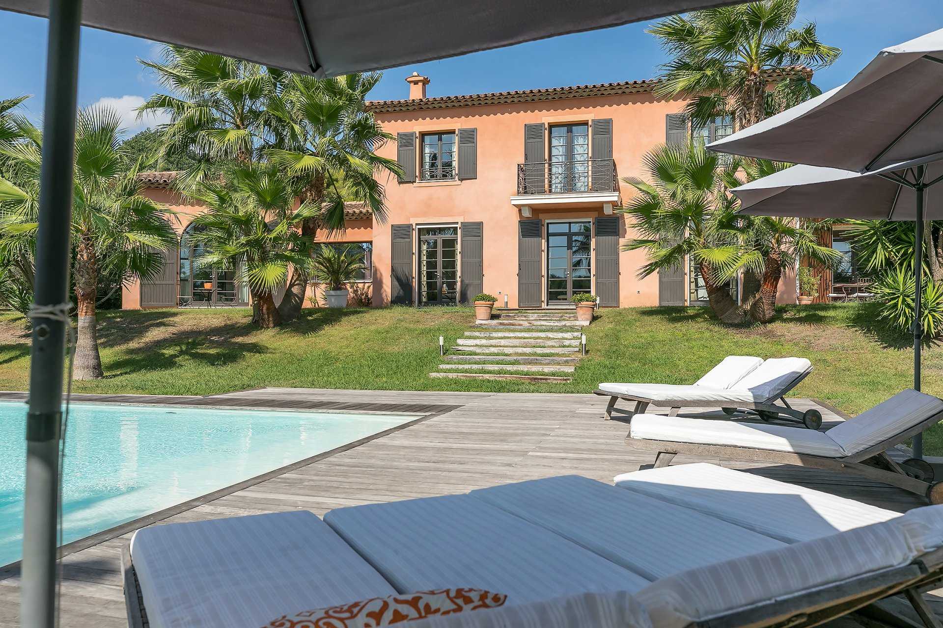 Casa nel Les Baraques, Provence-Alpes-Cote d'Azur 10125273