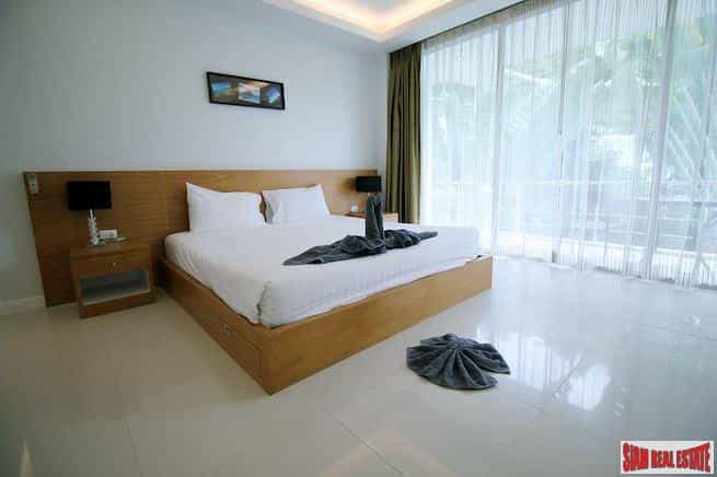 Condominium in Ban Bang Wan, Phuket 10126019