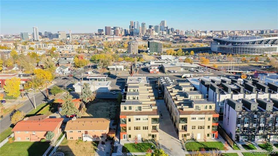 Condominium in Denver, Colorado 10126495