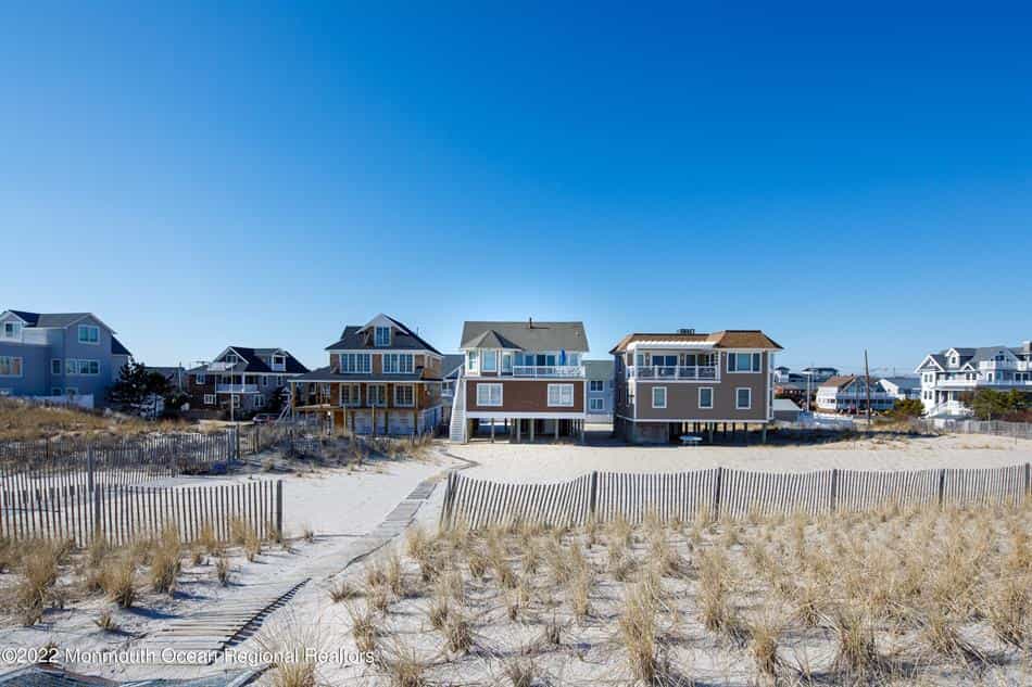 House in Bay Head, New Jersey 10126600