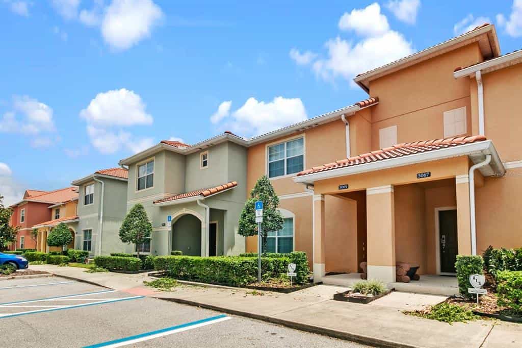 жилой дом в Kissimmee, Florida 10126647