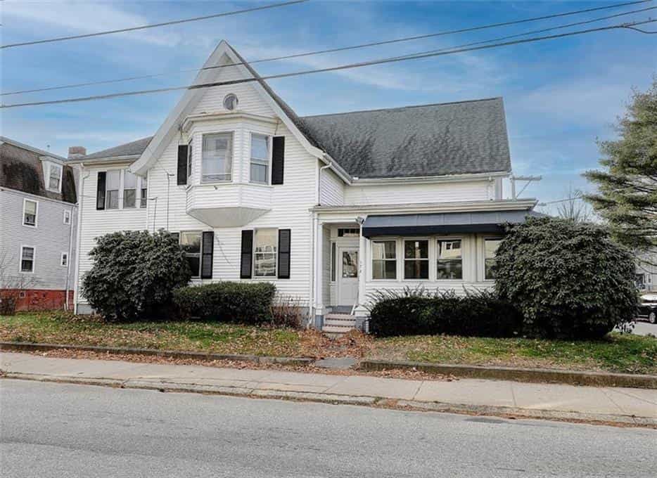 House in Woonsocket, Rhode Island 10126649