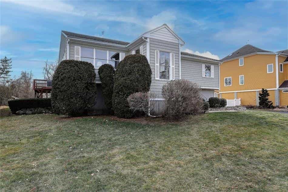 House in Nayatt, Rhode Island 10126653