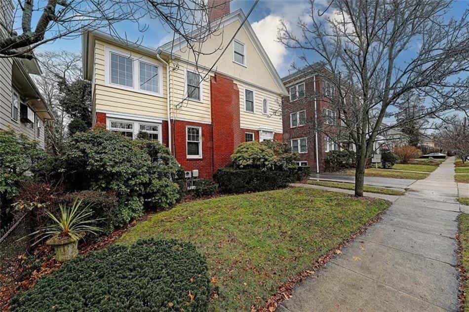 Condominium in Rumford, Rhode Island 10126668