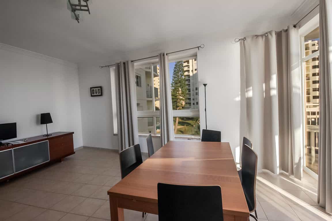 Condominium in Armacao de Pera, Faro 10126870