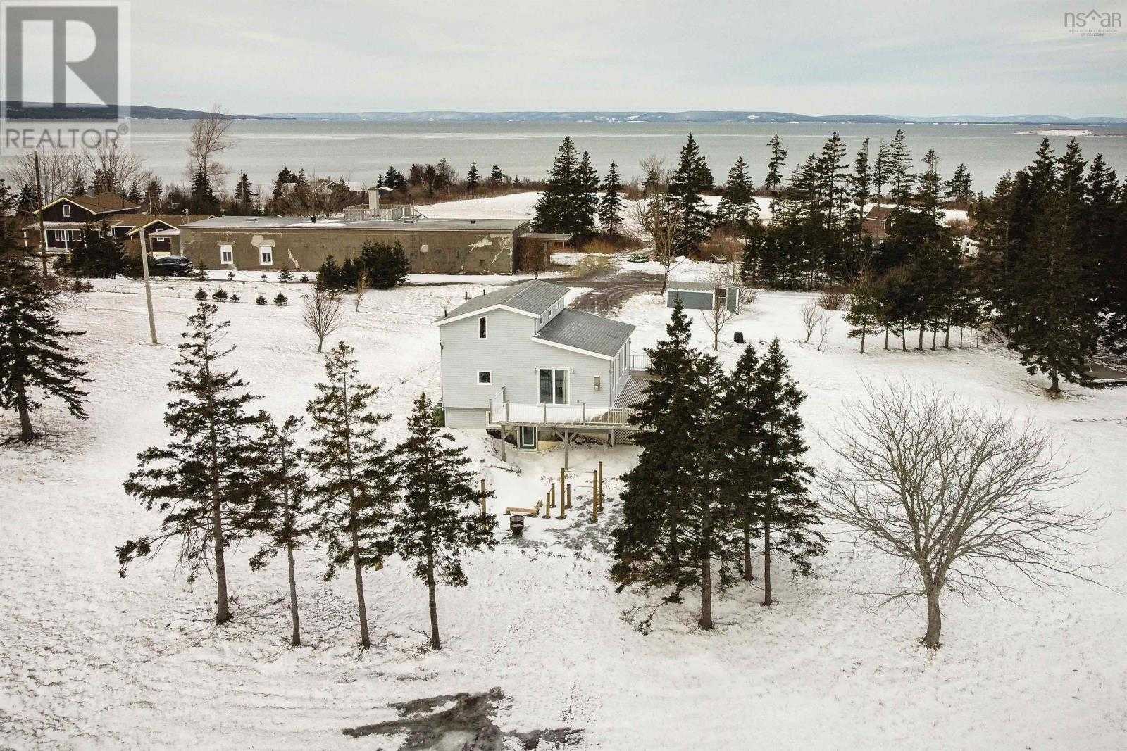 Huis in Saint Peter's, Nova Scotia 10126890