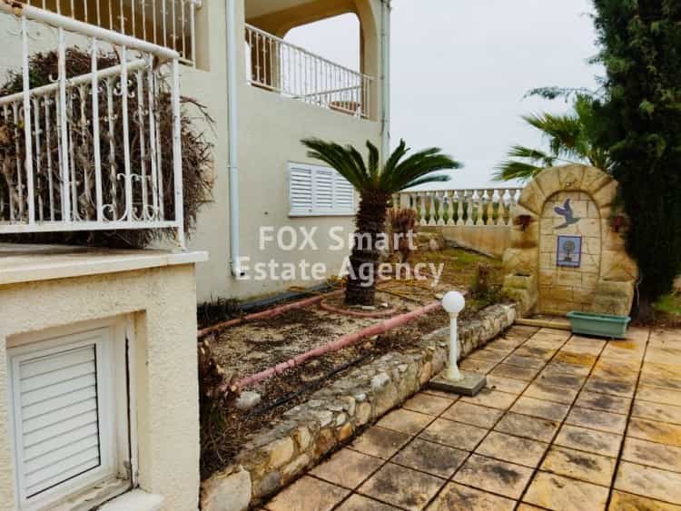 жилой дом в Tala, Paphos 10126931