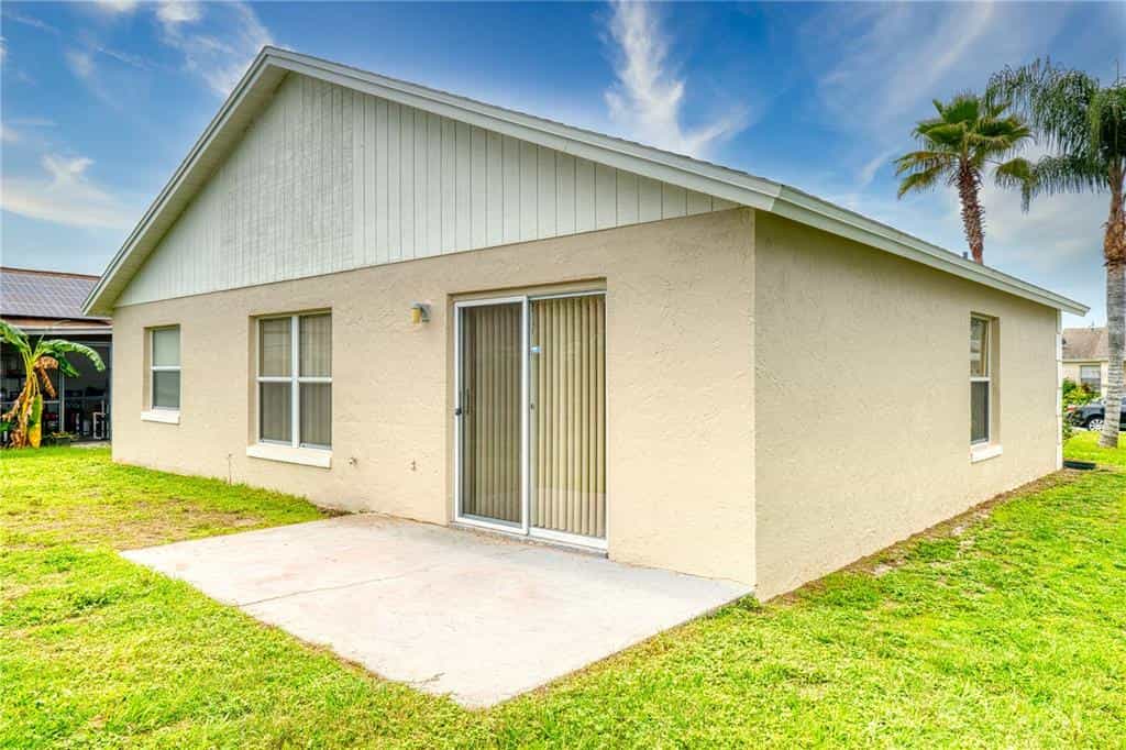 House in Kissimmee, Florida 10127059