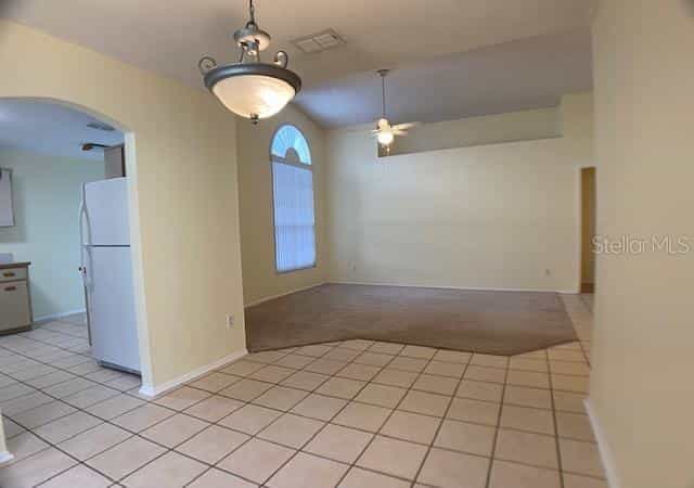 Huis in Kissimmee, Florida 10127137