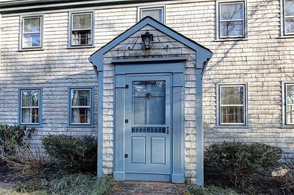 House in Perryville, Massachusetts 10127705