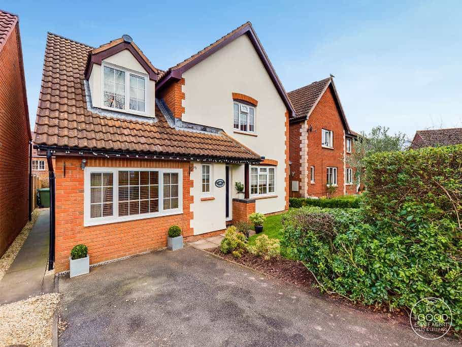 House in Hereford, Herefordshire 10127867