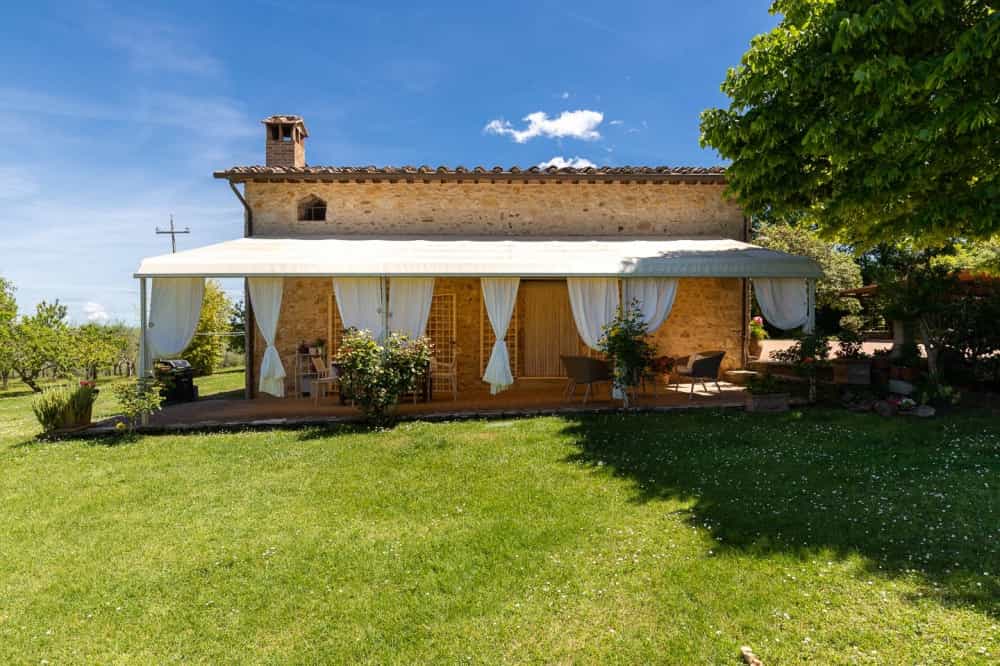 بيت في Monteriggioni, Tuscany 10128283