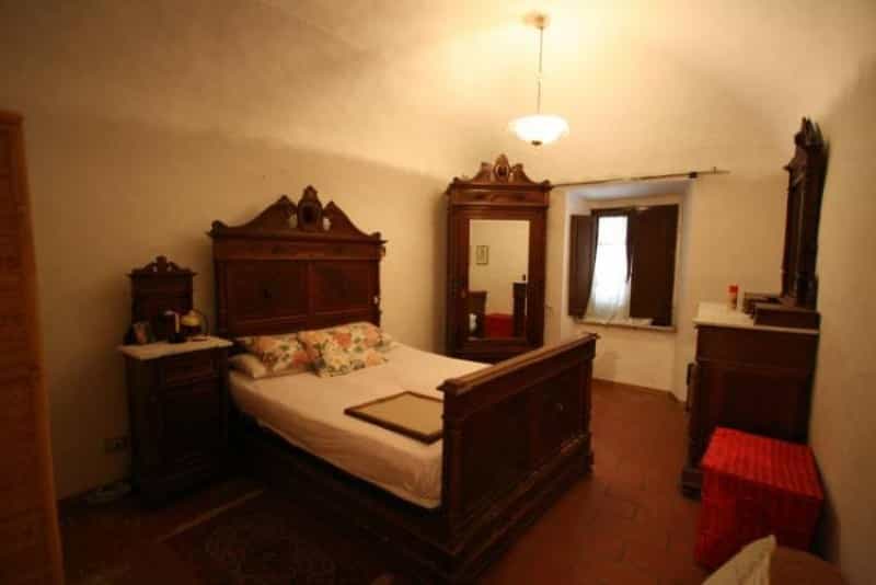 Condominium in Centocelle, Lazio 10128411