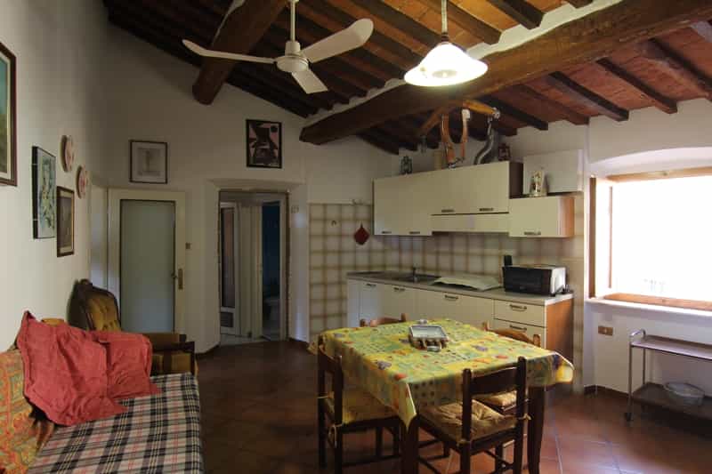 Condominium in Centocelle, Lazio 10128443