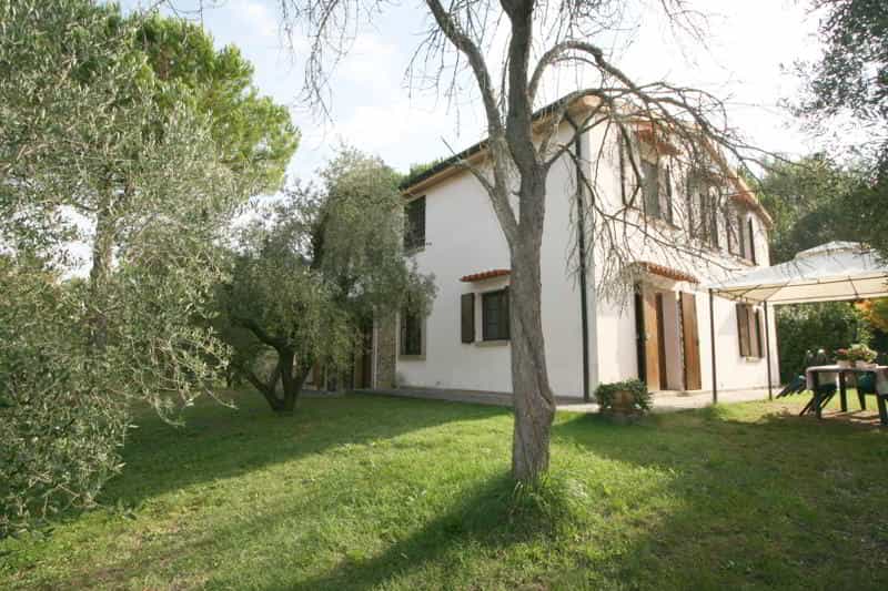 House in Centocelle, Lazio 10128523