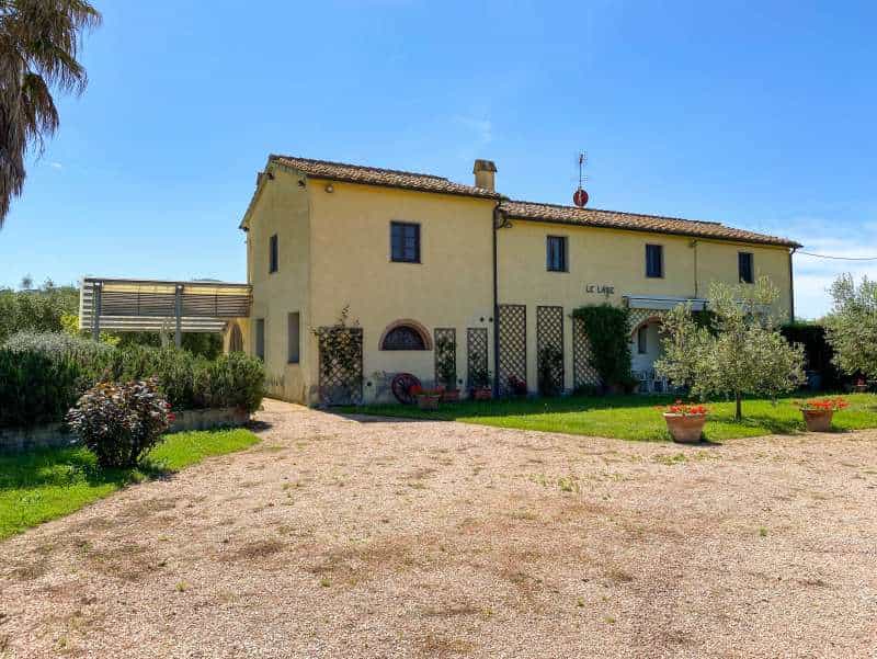 House in Centocelle, Lazio 10128533