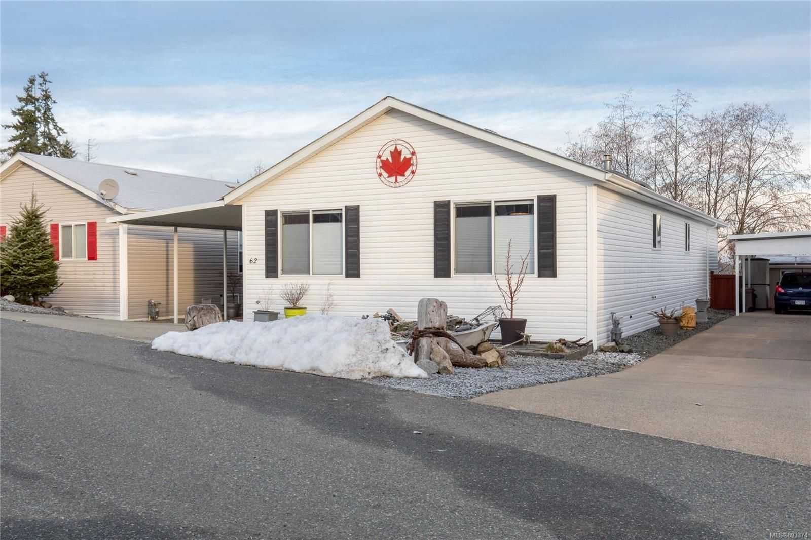House in Ladysmith, British Columbia 10128589