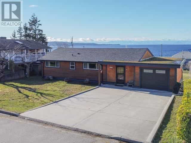 Condominium in Powell River, British Columbia 10128621