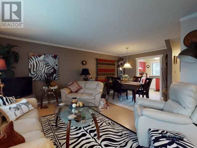 Huis in Powell-rivier, Brits-Columbia 10128625