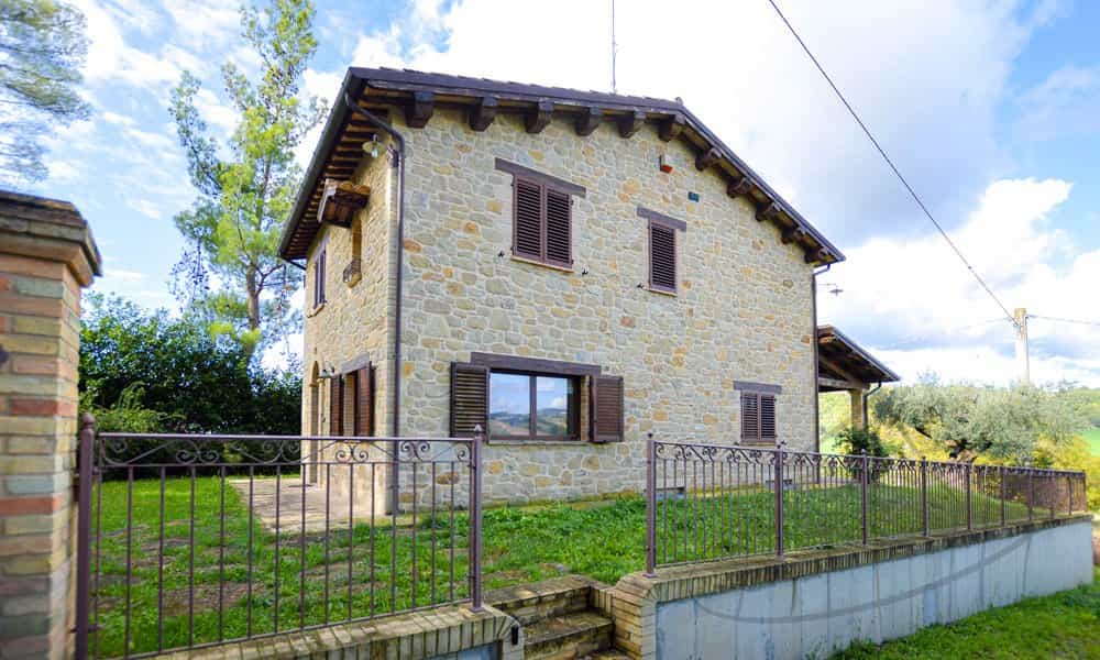 Rumah di San Severino Marche, Marche 10128913