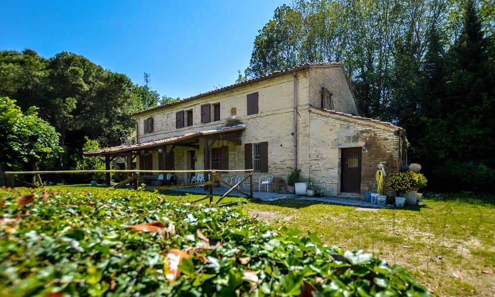 Huis in , Marche 10128924