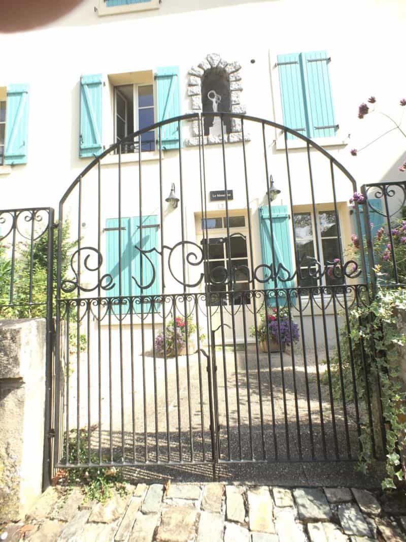 House in Vouvant, Pays de la Loire 10128984