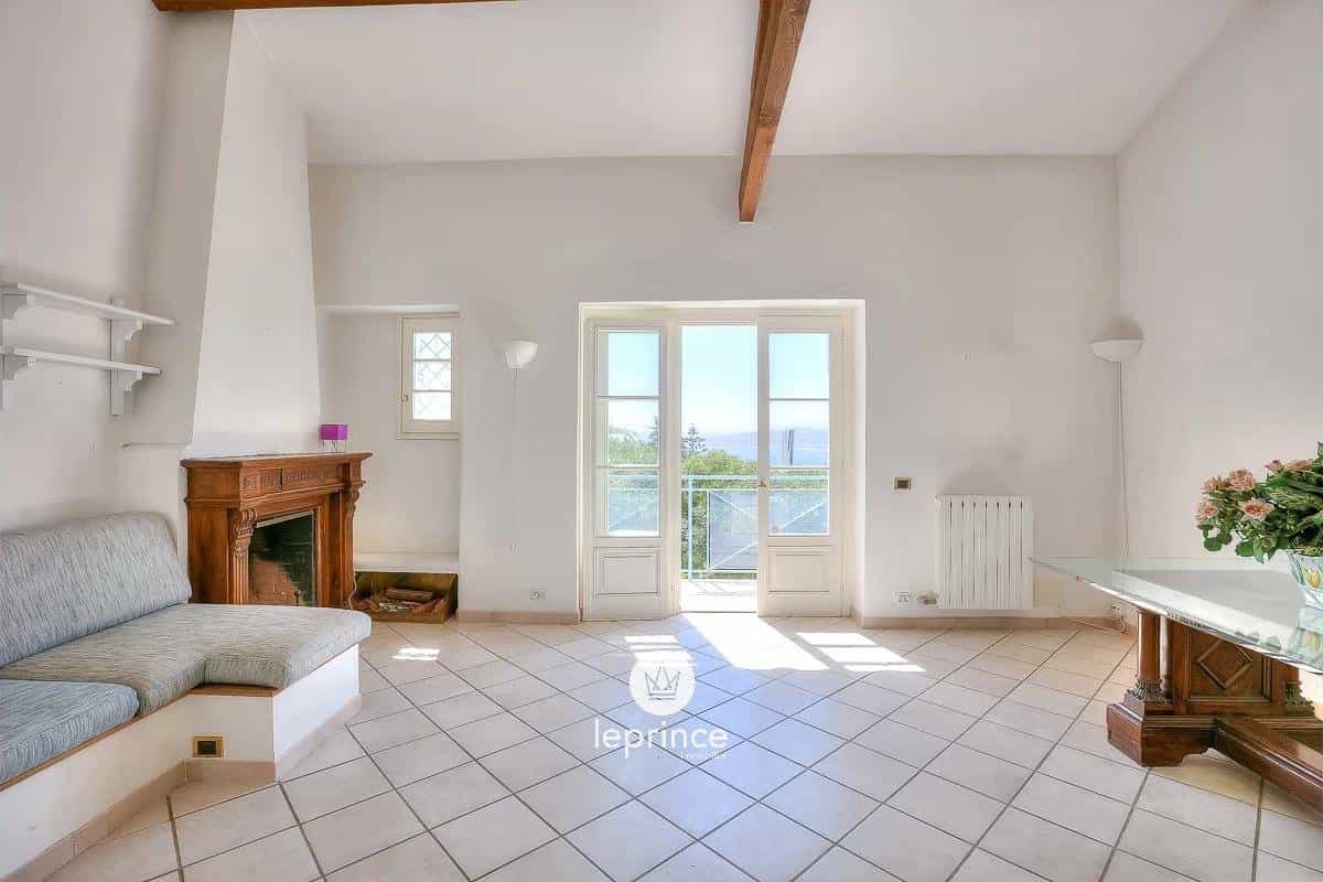 Hus i Villefranche-sur-Mer, Provence-Alpes-Cote d'Azur 10129105