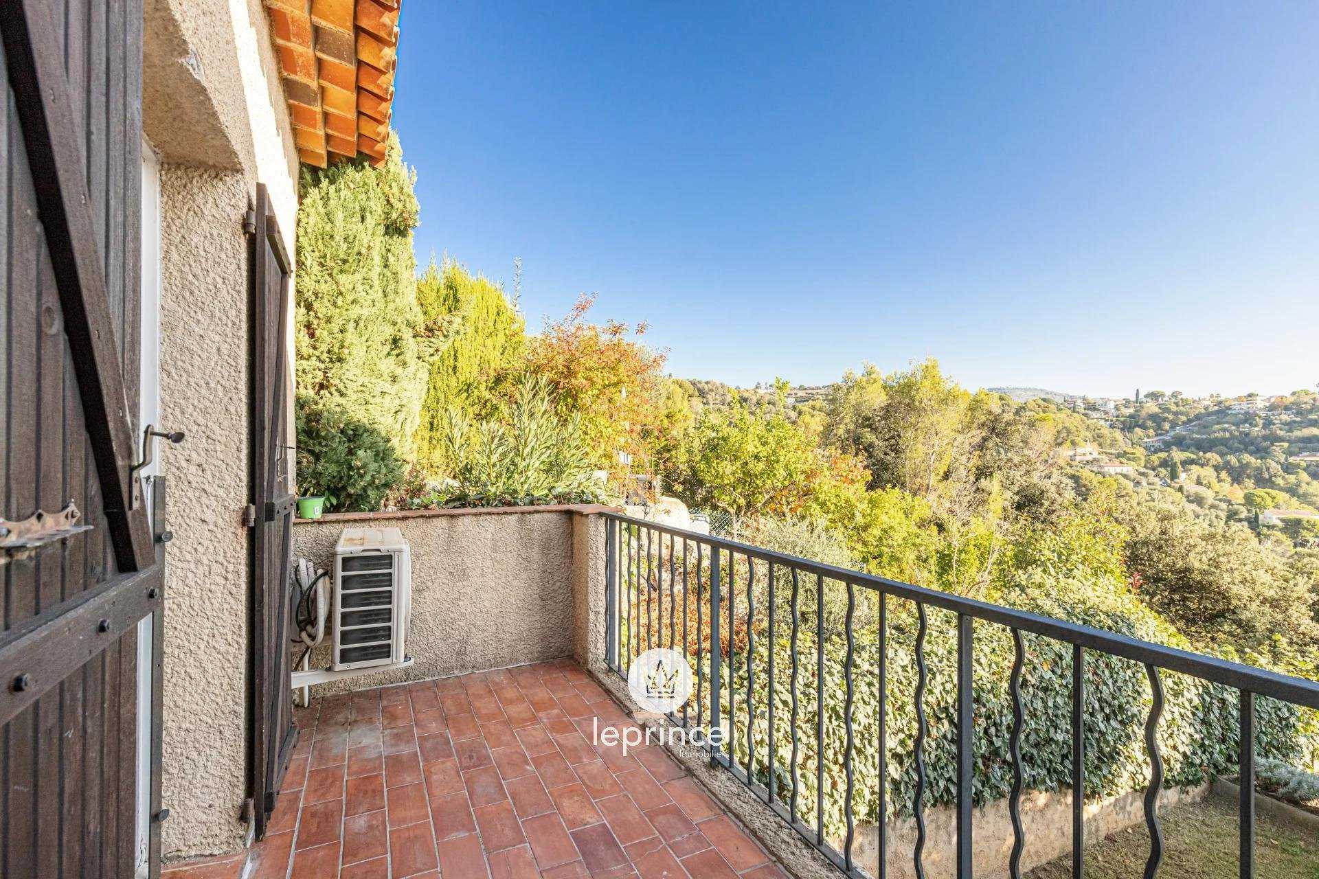 House in Le Ray, Provence-Alpes-Cote d'Azur 10129170