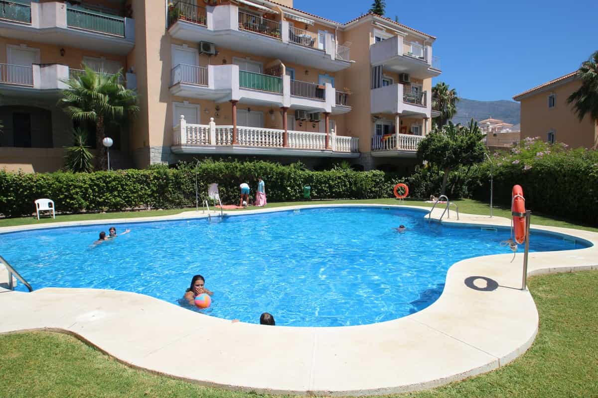 Condominium in Santa Fe de los Boliches, Andalusia 10129304
