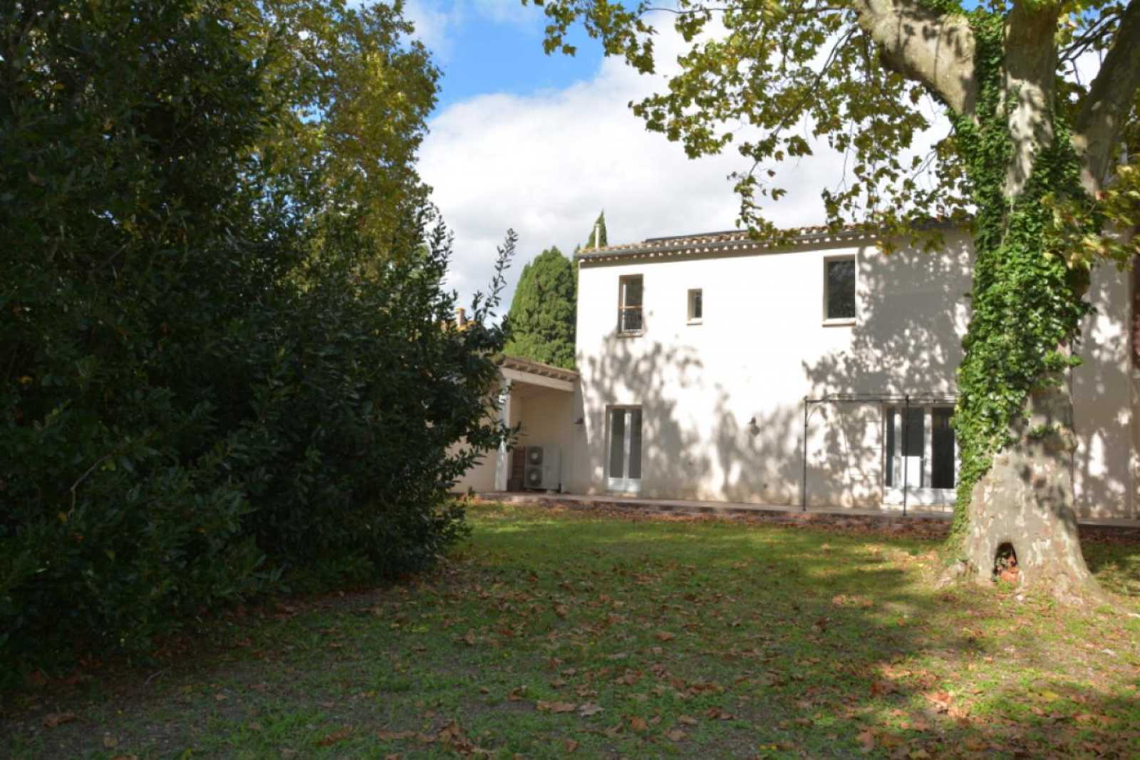 rumah dalam Arzens, Occitanie 10129485