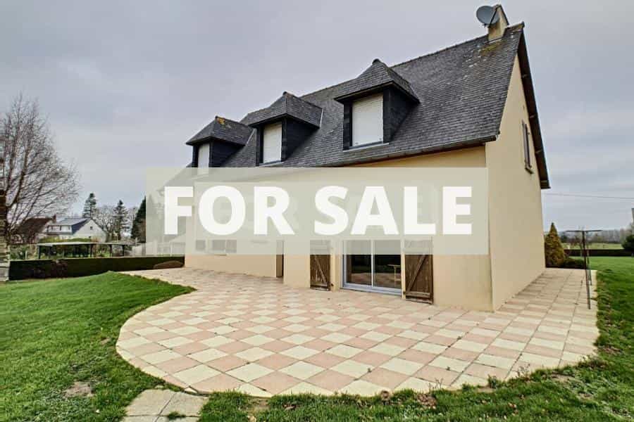 σπίτι σε Grandparigny, Normandie 10129546