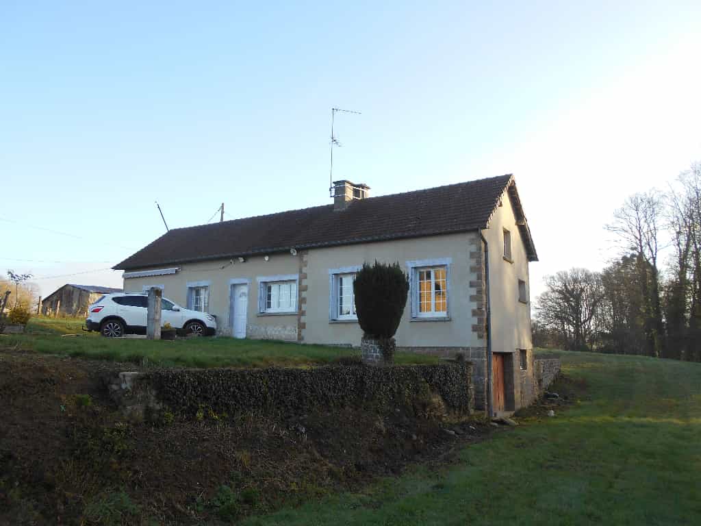 жилой дом в Romagny-Fontenay, Normandy 10129898