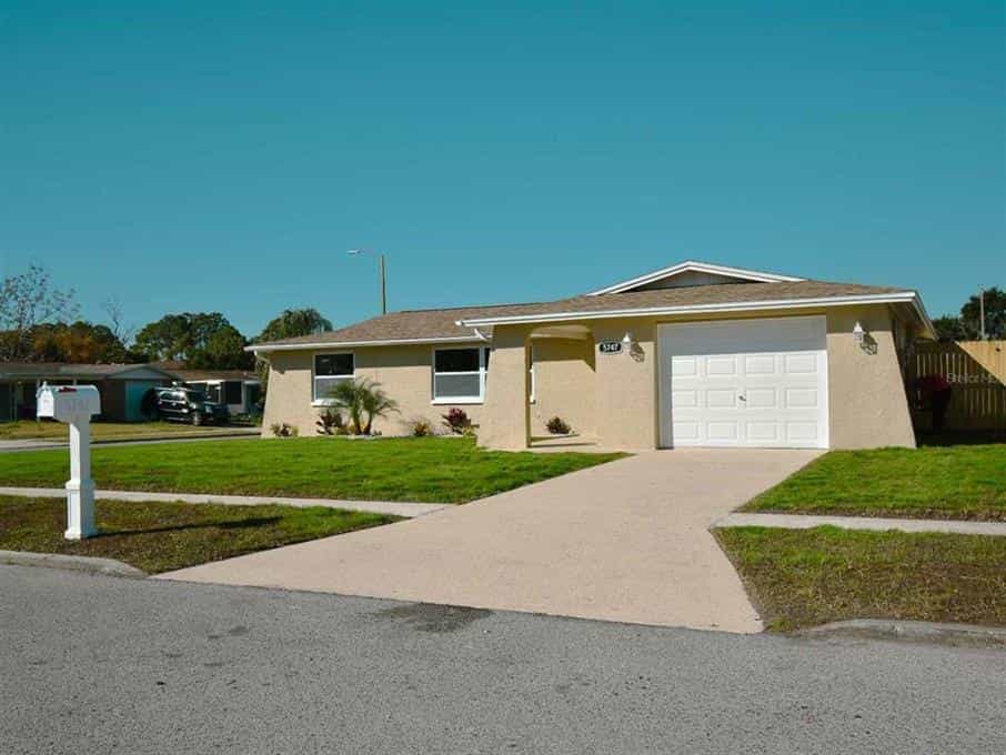 House in New Port Richey, Florida 10130109