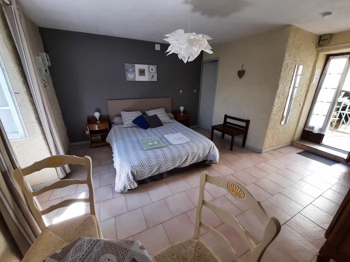 Dom w Laurens, Occitanie 10130473