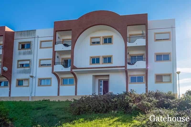 Condominium in Lagos, Faro 10130554