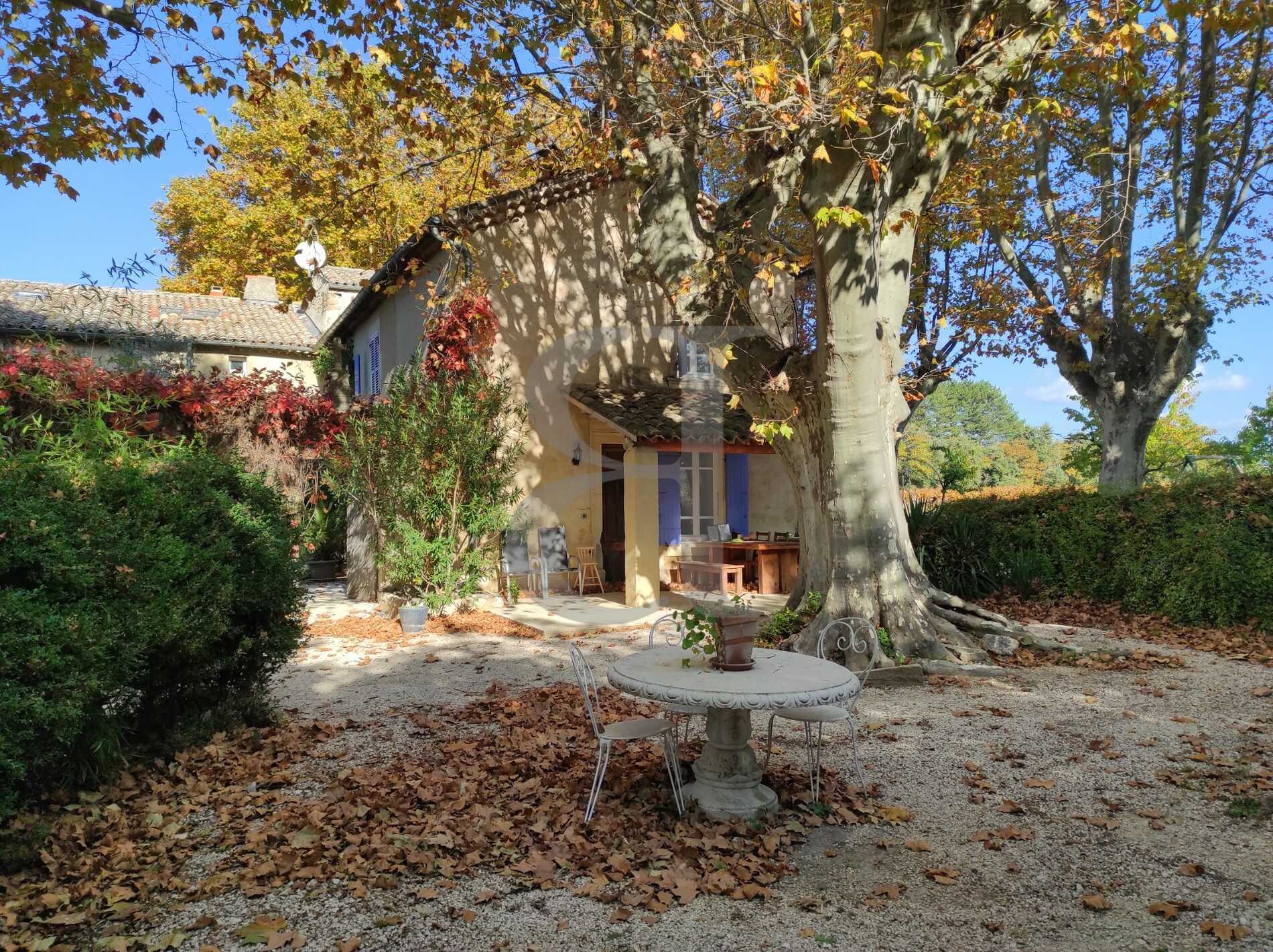 房子 在 Nyons, Auvergne-Rhône-Alpes 10130900
